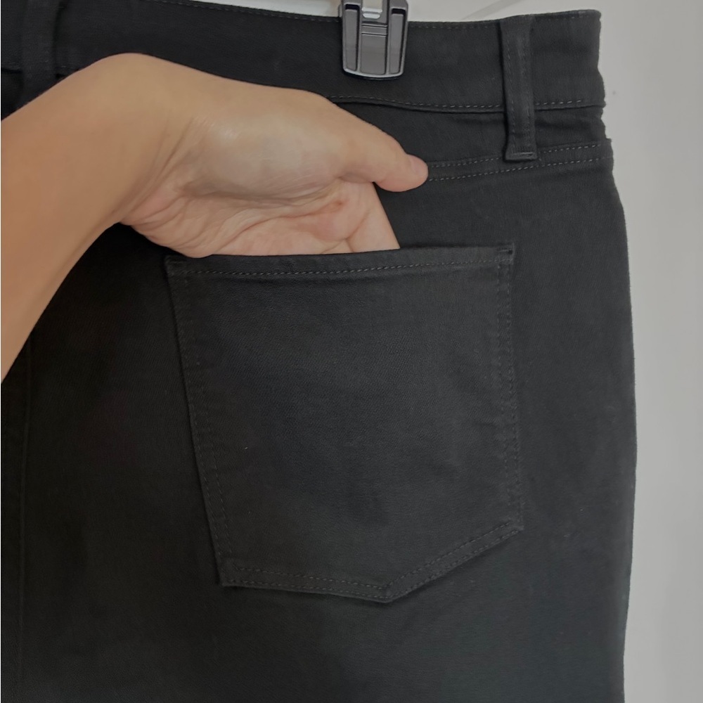 Talbots Deep Black Jeans Soft Material working pockets easy button zipper 16 - Picture 6 of 13